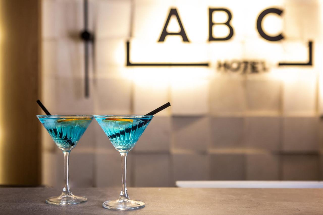 The Abc Hotel (Adults Only) Alacatı Bagian luar foto