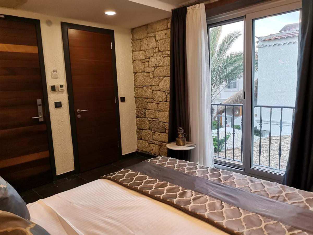 The Abc Hotel (Adults Only) Alacatı Bagian luar foto